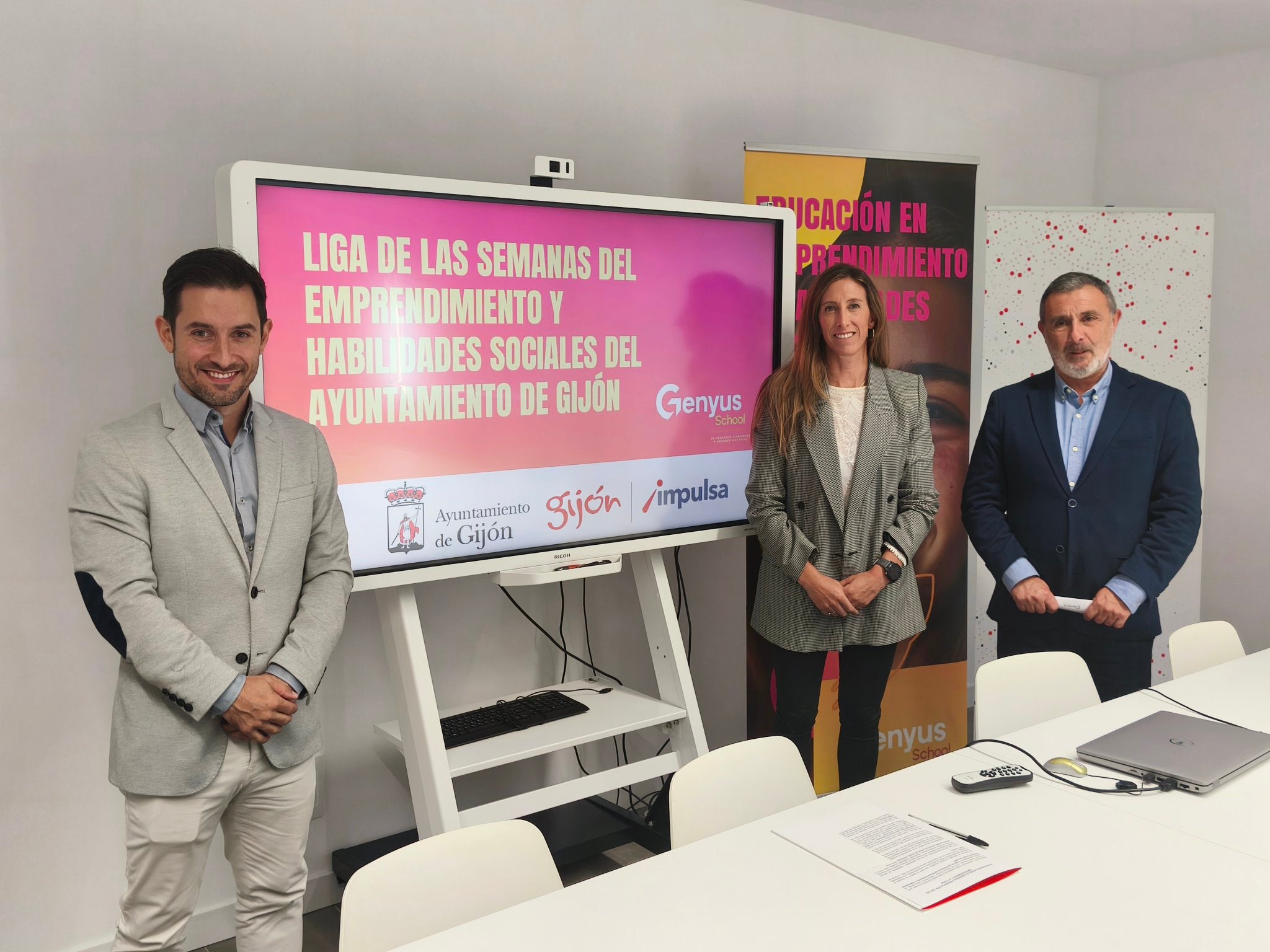 Liga de emprendimiento y habilidades sociales Liga de emprendimiento y habilidades sociales