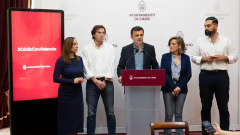 Instantes de la rueda de prensa del Ayuntamiento de Cádiz Instantes de la rueda de prensa del Ayuntamiento de Cádiz