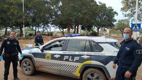 Efectivos de la Polic&iacute;a Local de Pe&ntilde;iscola en Picanya. 