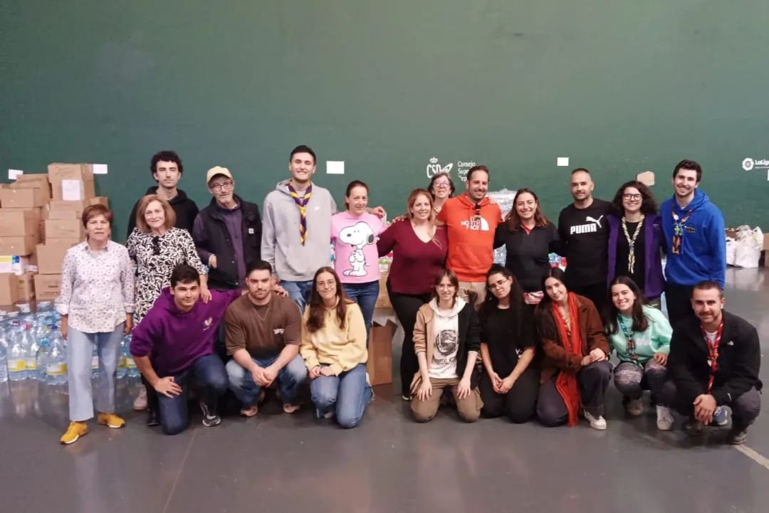 El Ayuntamiento de Palencia envía el primer trailer cargado de productos y alimentos a las zonas afectadas por la DANA El Ayuntamiento de Palencia envía el primer trailer cargado de productos y alimentos a las zonas afectadas por la DANA