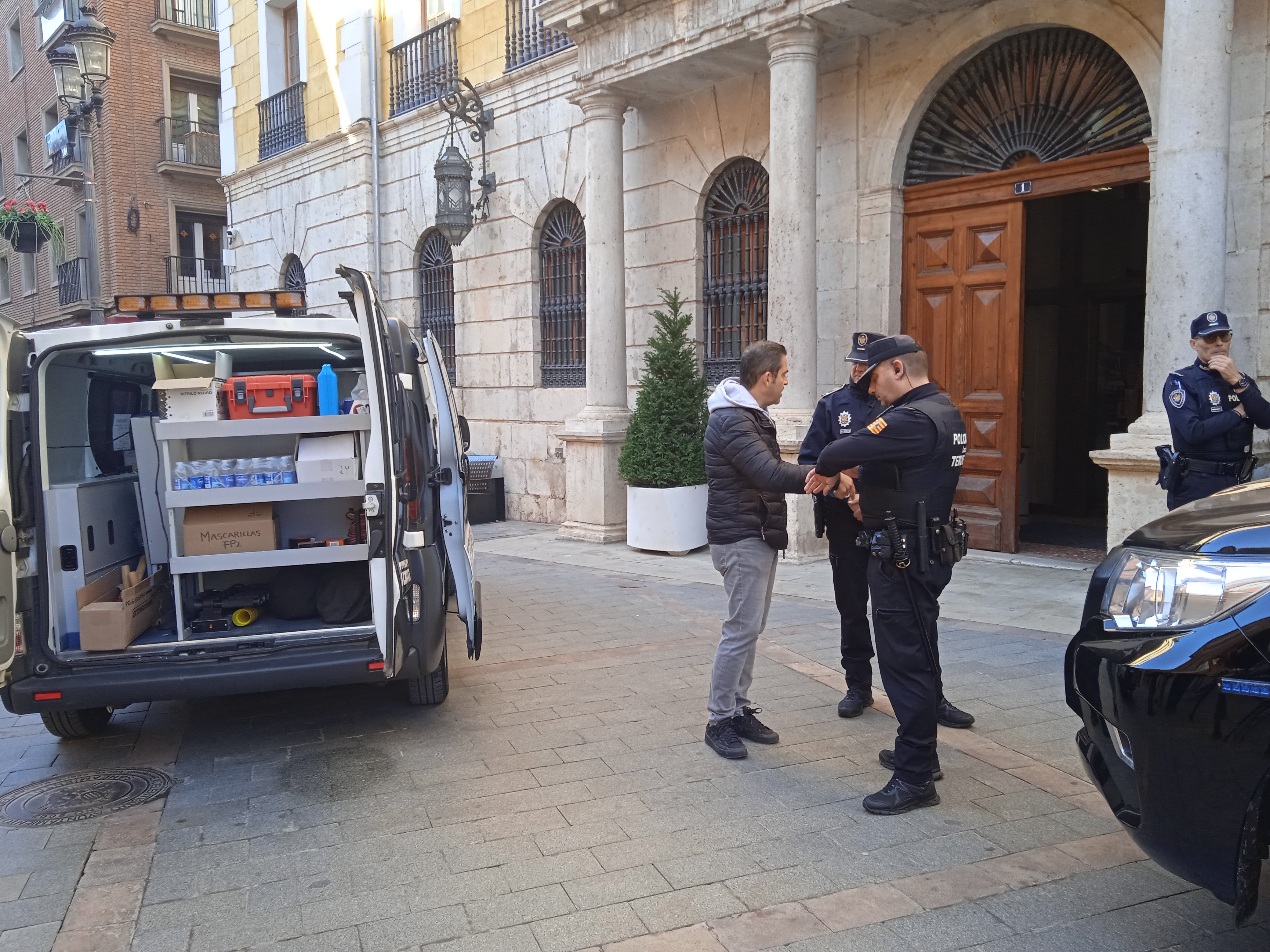 Policías de Teruel reforzarán el operativo en Catarroja Policías de Teruel reforzarán el operativo en Catarroja