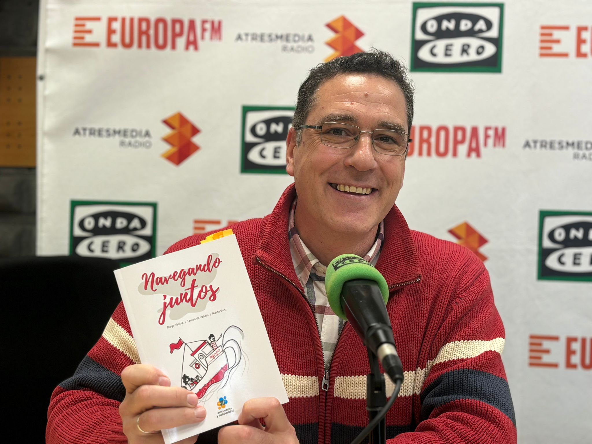 'Navegando Juntos' ofrece al lector claves sobre cómo afrontar la vida en pareja 'Navegando Juntos' ofrece al lector claves sobre cómo afrontar la vida en pareja
