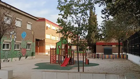 Los colegios Juan de Austria y Espartales se suman este año al programa de orientación y refuerzo escolar del Ayuntamiento de Alcalá de Henares Colegio Juan de Austria de Alcalá de Henares