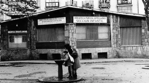 Biblioteca infantil del paseo de Begoña de Gijón Biblioteca infantil del paseo de Begoña de Gijón