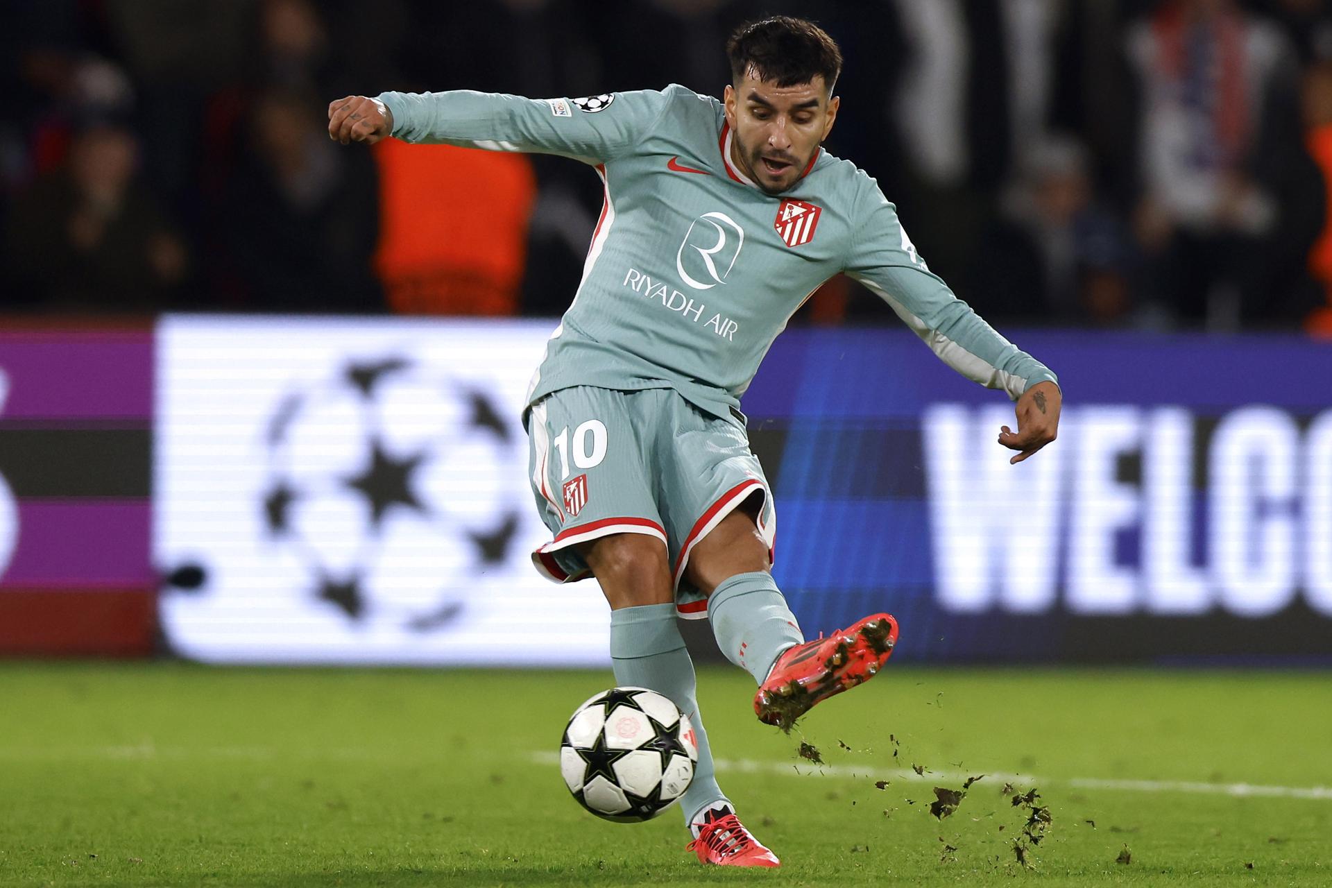 Correa da la victoria al Atlético ante el PSG en la última jugada del partido Correa da la victoria al Atlético ante el PSG en la última jugada del partido