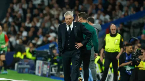 Ancelotti: "Así es complicado llegar al final de la temporada" Ancelotti: "Así es complicado llegar al final de la temporada"