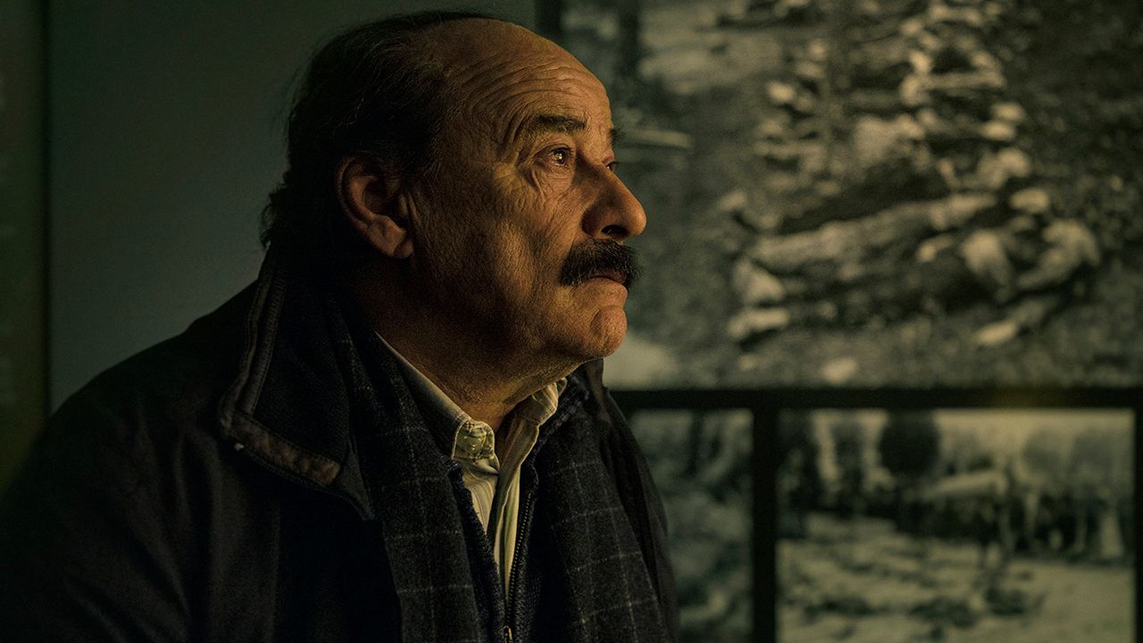 Les dues cares del lideratge: servei a la comunitat o benefici propi Les dues cares del lideratge: servei a la comunitat o benefici propi