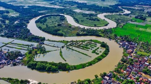 Imagen de archivo de un r&iacute;o con meandros