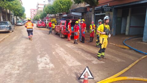 Efectivos del primer contingente balear enviado a la zona cero de Valencia