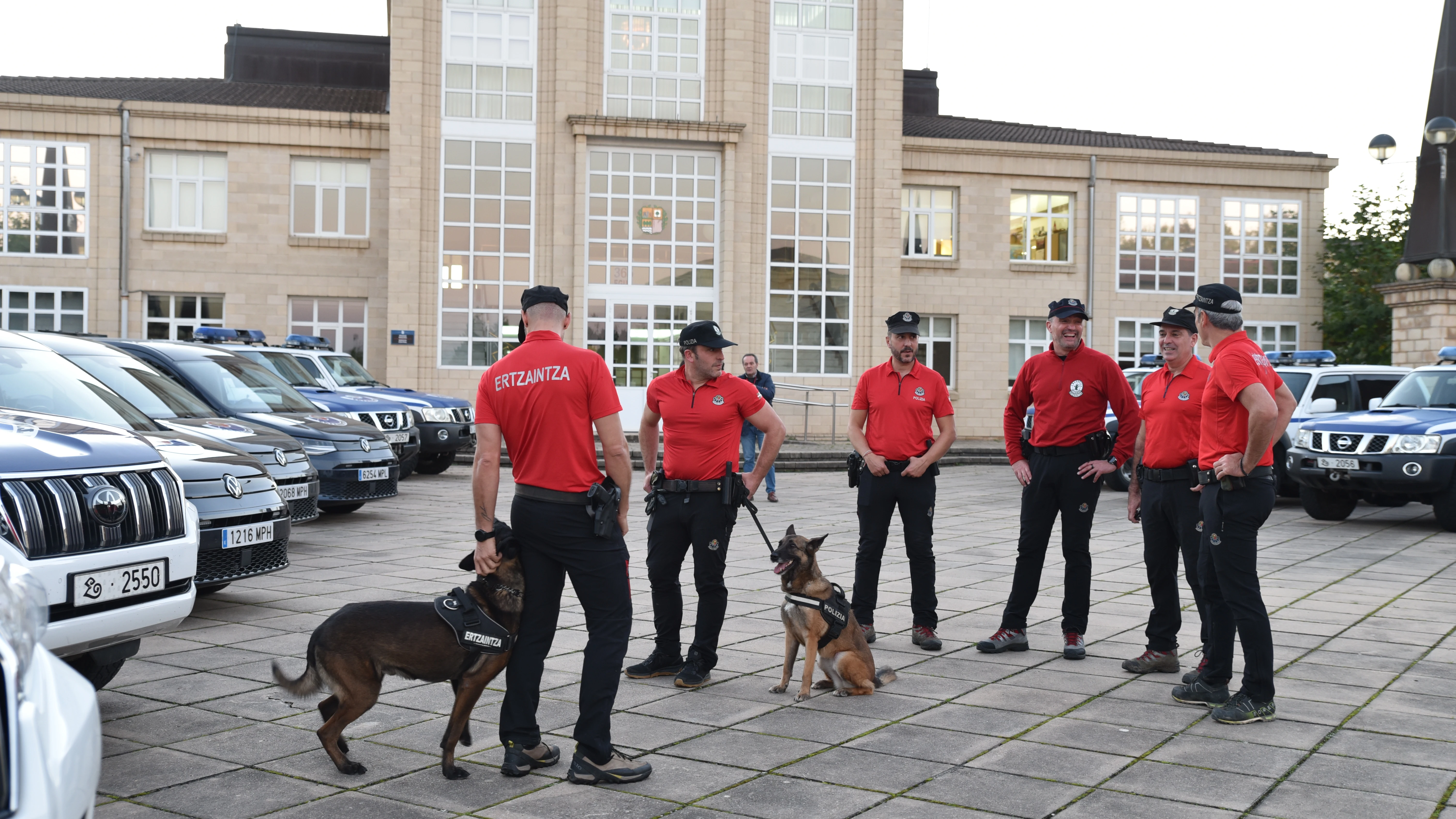 Unidad canina Ertzaintza Unidad canina Ertzaintza