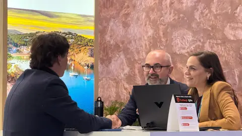 La delegación de Ibiza la ha encabezado el alcalde Vicent Roig y la responsable de Turismo Eva Ruiz La delegación de Ibiza la ha encabezado el alcalde Vicent Roig y la responsable de Turismo Eva Ruiz