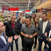 Abre el primer supermercado del nuevo centro comercial edificado en el Plan La Serreta de La Nucía Abre el primer supermercado del nuevo centro comercial edificado en el Plan La Serreta de La Nucía