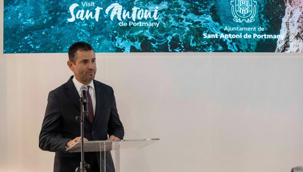 Marcos Serra presentó el cambio de modelo turístico que ha experimentado Sant Antoni Marcos Serra presentó el cambio de modelo turístico que ha experimentado Sant Antoni