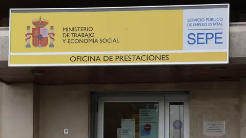 Exteriores de una oficina de prestaciones Exteriores de una oficina de prestaciones