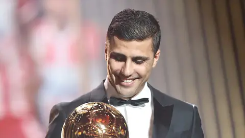 Rodri recoge el Balón de Oro 2024 Rodri recoge el Balón de Oro 2024