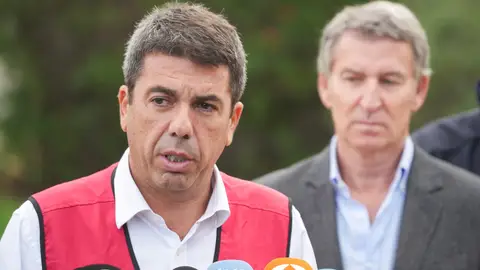 Imagen de archivo de Carlos Mazón y Alberto Núñez Feijóo. Imagen de archivo de Carlos Mazón y Alberto Núñez Feijóo.