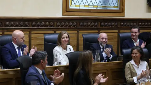 Ángeles Fernández Ahuja renuncia a su acta de concejala Ángeles Fernández Ahuja renuncia a su acta de concejala