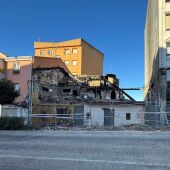 Edificio afectado por el incendio de La Albericia 