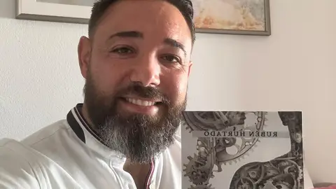 El albaterense Rubén Hurtado publica 'Engranajes del éxito' con las claves para reconectar tu potencial El albaterense Rubén Hurtado publica 'Engranajes del éxito' con las claves para reconectar tu potencial
