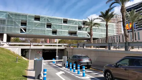 Benidorm lanza los abonos trimestrales para vehículos tipo turismo en el aparcamiento público municipal de l’Aigüera Benidorm lanza los abonos trimestrales para vehículos tipo turismo en el aparcamiento público municipal de l’Aigüera