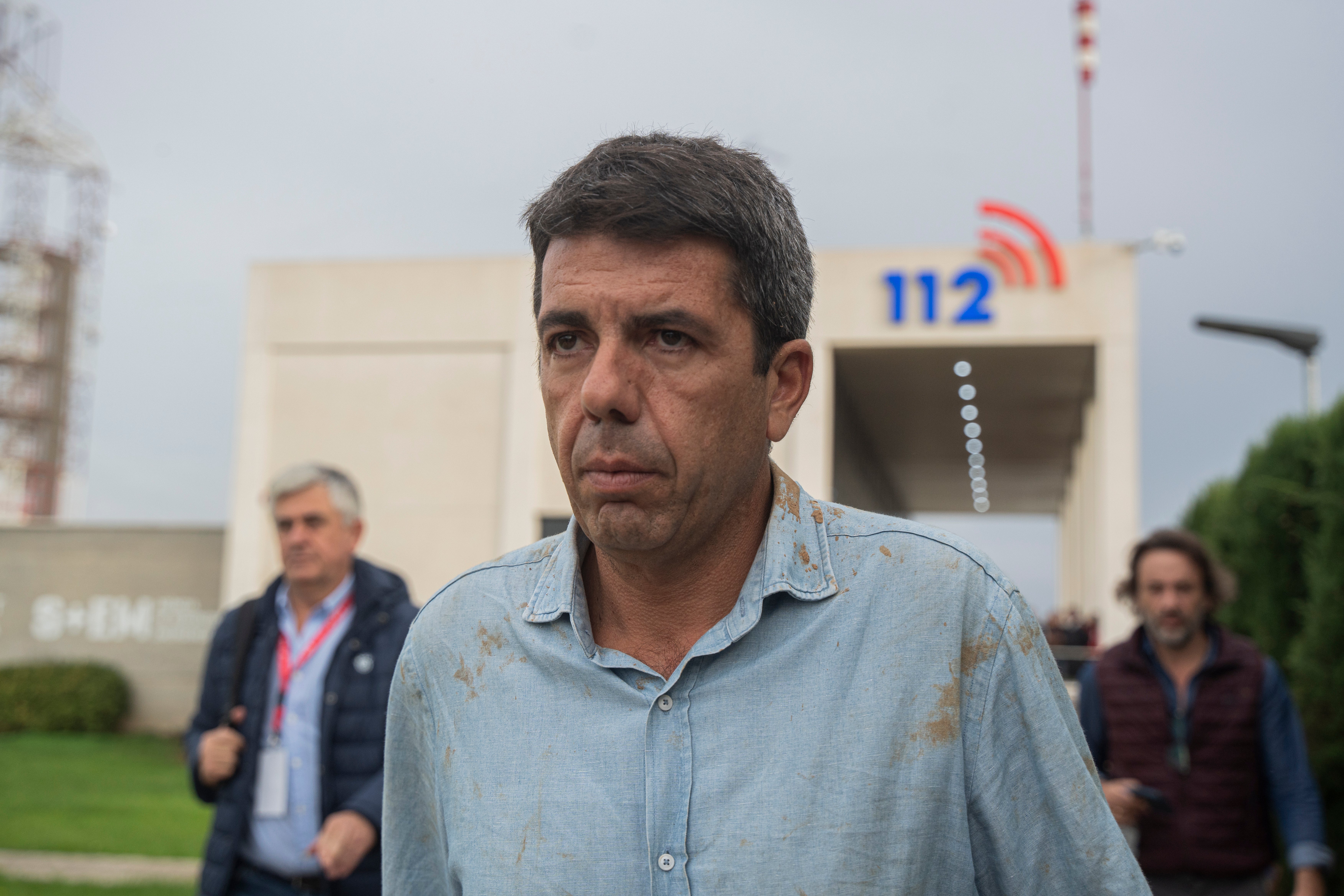La vida personal de Carlos Mazón: matrimonio, hijos, lector voraz y aficionado al deporte La vida personal de Carlos Mazón: matrimonio, hijos, lector voraz y aficionado al deporte
