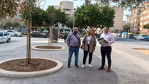 Villajoyosa sustituye los montículos de la avenida Adolfo Suárez por zonas ajardinadas accesibles Villajoyosa sustituye los montículos de la avenida Adolfo Suárez por zonas ajardinadas accesibles