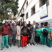 El Ayuntamiento rehabilita cinco nuevas viviendas sociales que gestionará Asuntos Sociales, de la mano de entidades expertas. El Ayuntamiento rehabilita cinco nuevas viviendas sociales que gestionará Asuntos Sociales, de la mano de entidades expertas.
