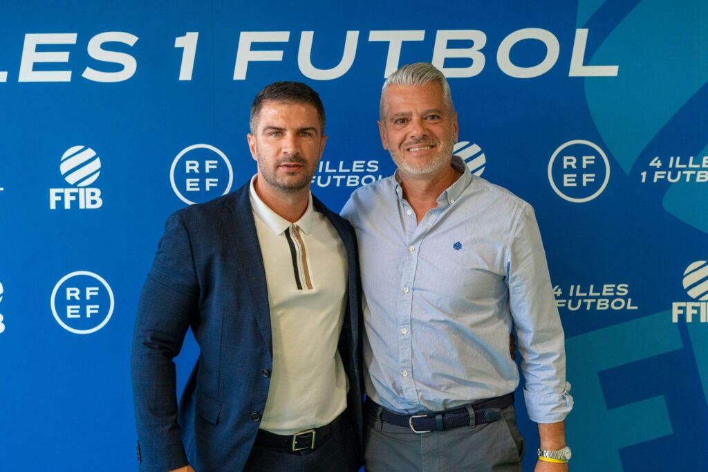 Diego Gonzalvo, Delegado del Andratx juvenil: "Toni Curuné me insultó y agredido a nuestro portero" Diego Gonzalvo, Delegado del Andratx juvenil: "Toni Curuné me insultó y agredido a nuestro portero"