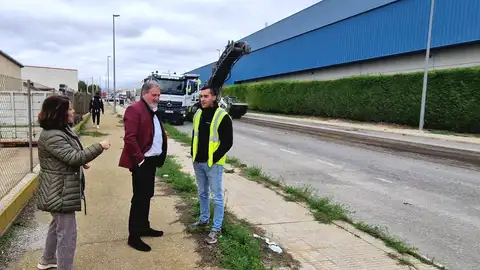 Comienzan las obras de asfaltado en el Parque Empresarial La Paz de Teruel ASFALTADO