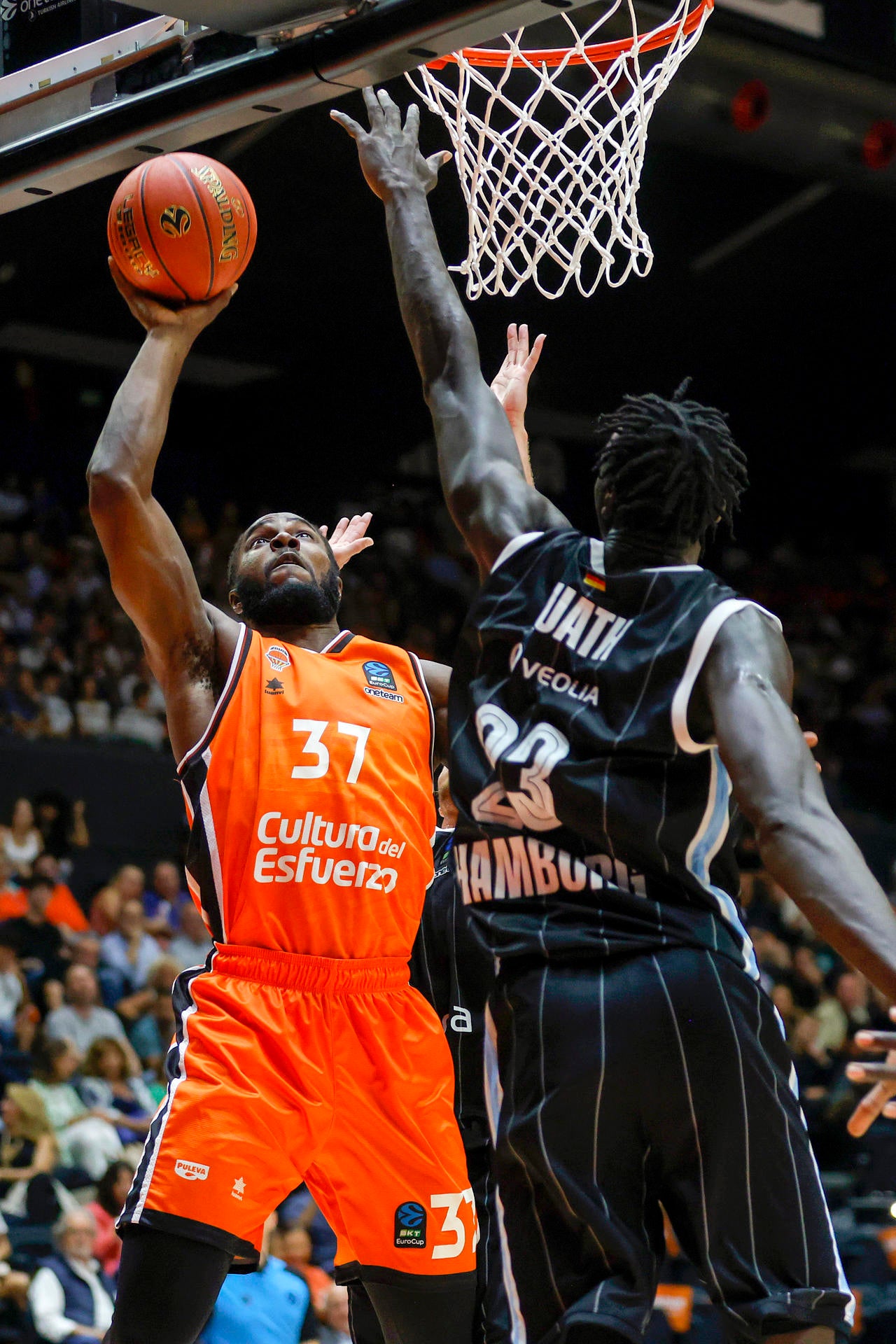 Valencia Basket vuelve a la Fonteta tras la ante el Cedevita Liubliana de Chechu Mulero Valencia Basket vuelve a la Fonteta tras la ante el Cedevita Liubliana de Chechu Mulero