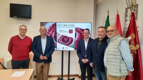 Certamen solidario: cortará este domingo en Badajoz 40 jamones a beneficio de los damnificados por la DANA Certamen solidario: cortará este domingo en Badajoz 40 jamones a beneficio de los damnificados por la DANA