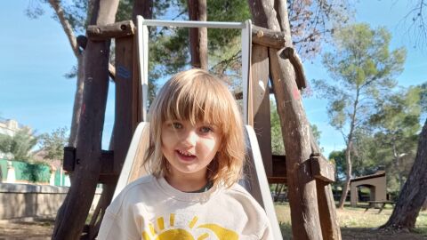 Lara De Los Rosales, tras su &uacute;ltima operaci&oacute;n, disfrutando de un d&iacute;a en familia. 