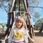 Lara De Los Rosales, tras su última operación, disfrutando de un día en familia. Lara De Los Rosales, tras su última operación, disfrutando de un día en familia.