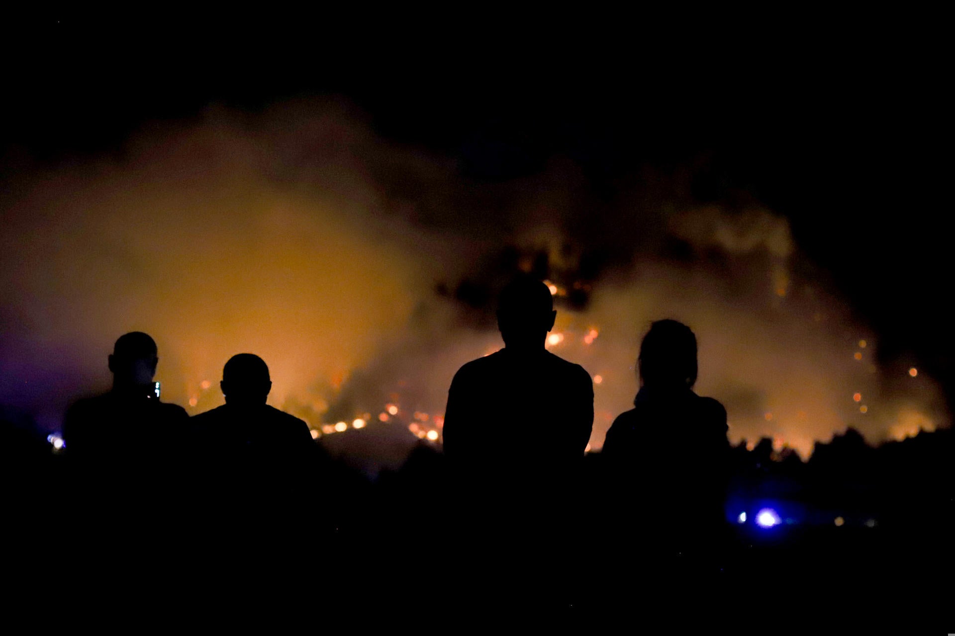 El incendio forestal declarado anoche en La Palma está perimetrado El incendio forestal declarado anoche en La Palma está perimetrado