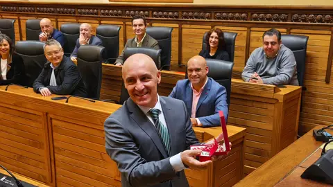Abel Junquera jura su cargo como concejal del Ayuntamiento de Gijón Abel Junquera jura su cargo como concejal del Ayuntamiento de Gijón