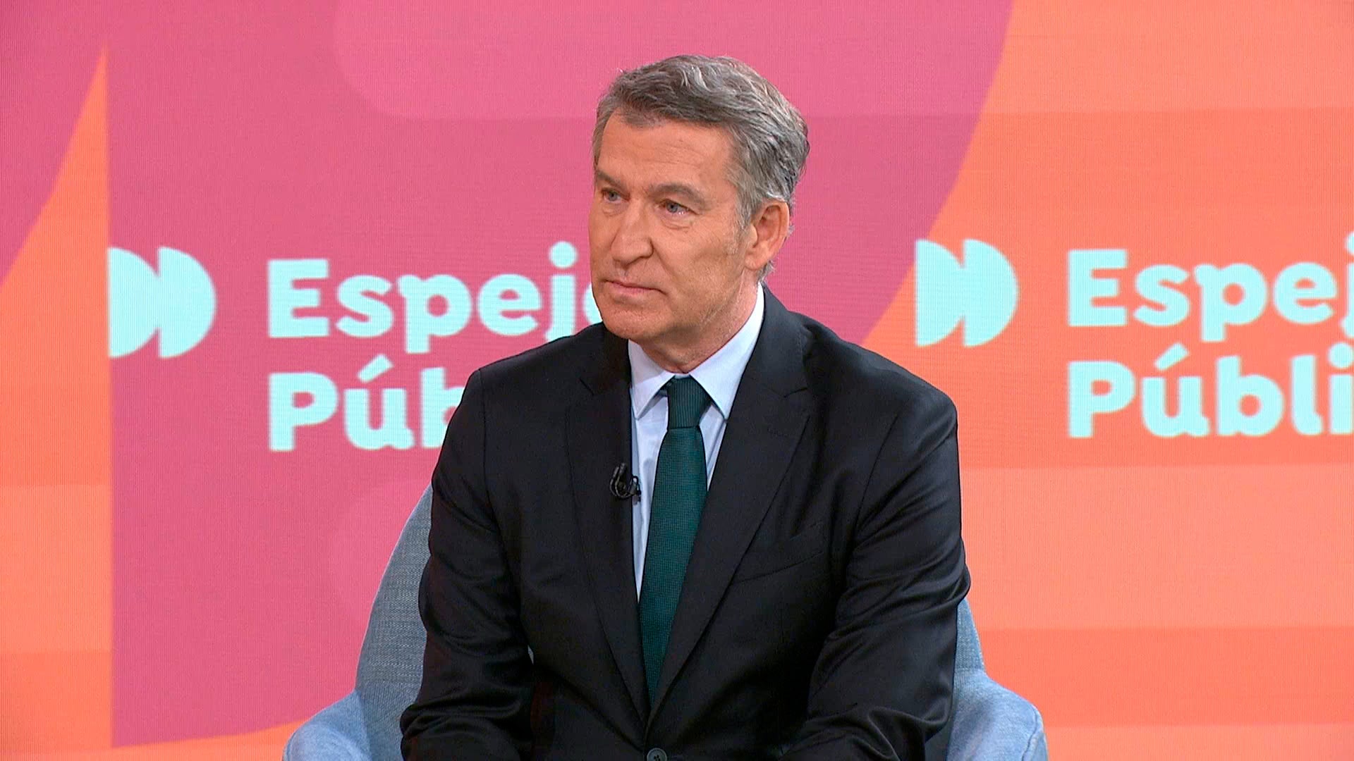 Feijóo defiende a Mazón: "Ha dado la cara desde el primer instante y ha hecho autocrítica" Feijóo defiende a Mazón: "Ha dado la cara desde el primer instante y ha hecho autocrítica"