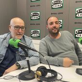 Tomás Martínez y Antonio Galiana, presidente y tesorero del moto club GTM Dos Rodes de la Vila Joiosa.