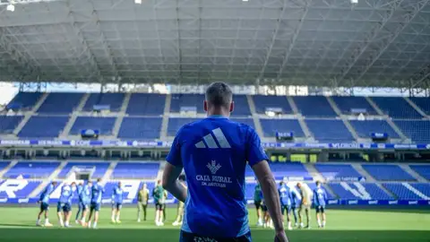 11-11-2024 Entrenamiento del Oviedo en el Carlos Tartiere. 11-11-2024 Entrenamiento del Oviedo en el Carlos Tartiere.