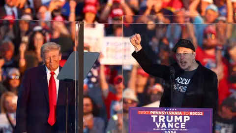 Donald Trump, presidente electo de EEUU, y Elonk Musk, multimillonario y dueño de Tesla Donald Trump, presidente electo de EEUU, y Elonk Musk, multimillonario y dueño de Tesla