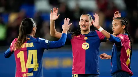 El Barça golea al St.Pölten y calienta motores para El Clásico El Barça golea al St.Pölten y calienta motores para El Clásico