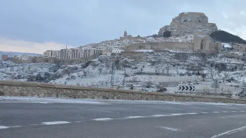 Llega la primera nieve a Morella y Vistabella Llega la primera nieve a Morella y Vistabella