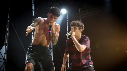 Ayax y Prok durante un concierto Ayax y Prok durante un concierto