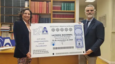 Lotería Nacional dedica un décimo a la Asociación de Periodistas de la Provincia de Alicante Lotería Nacional dedica un décimo a la Asociación de Periodistas de la Provincia de Alicante