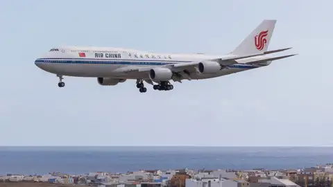Momento del aterizaje del avión de Xi Jinping, presidente de la República Popular China en Gran Canaria el 13 de noviembre de 2024 Momento del aterizaje del avión de Xi Jinping, presidente de la República Popular China en Gran Canaria el 13 de noviembre de 2024