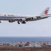 Momento del aterizaje del avión de Xi Jinping, presidente de la República Popular China en Gran Canaria el 13 de noviembre de 2024