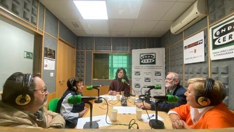 100 A&Ntilde;OS DE LA RADIO