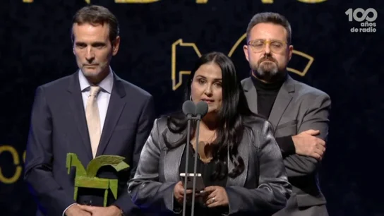 Premio Ámparo Piqueres Premio Ámparo Piqueres