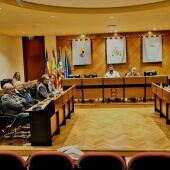 Encuentro del consejo agrario en el salón de plenos del Ayuntamiento de Burriana. 