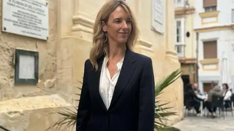 Cayetana Álvarez de Toledo Cayetana Álvarez de Toledo