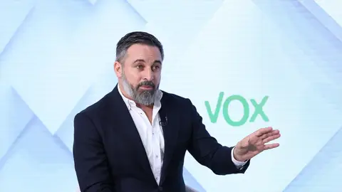 Imagen de archivo del líder de Vox, Santiago Abascal Abascal arremete contra Errejón tras acusar a Elisa Mouliáa de denuncia falsa: "Si no existían..."